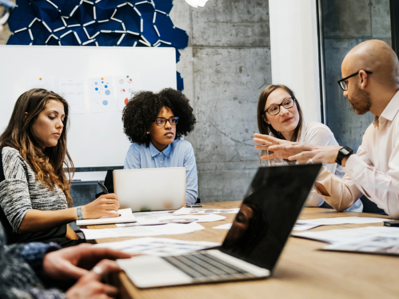 Meeting mit mehreren Personen